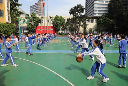 蓬勃朝气   点燃校园 ——深圳市向西小学“校长杯”篮球赛火热开赛