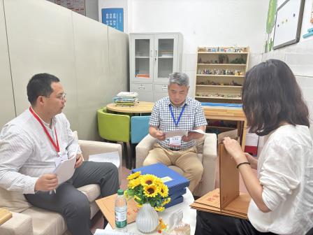 第六责任区督学到新华外国语学校开展中小学“双减+”专项督导