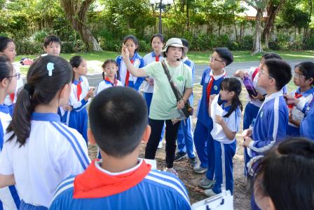 学生化身“自然侦探”，探寻“植物妈妈的法宝”——深圳市景贝小学开展“东湖探秘”植物科普每周半天实践活动