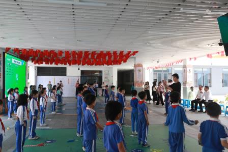 布心小学跨区域联研出圈，AI 赋能点燃教育新热潮