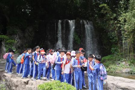 领略中国文化，体验民俗风情 ——翠北实验小学2025春季1-3年级社会实践活动