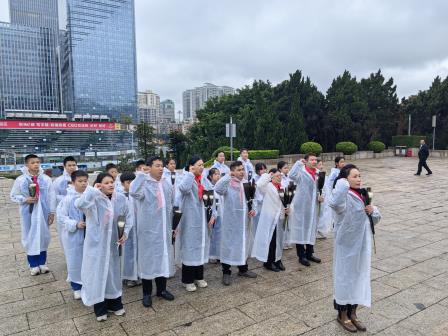 缅怀革命先烈  争做新时代好少年 ——景园实验小学党支部开展清明节纪念烈士活动