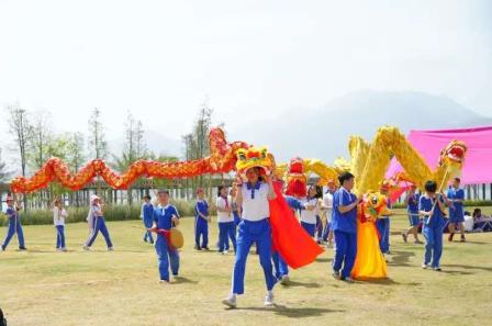 自然为课堂，实践育成长 ——翠北实验小学2025春季4-6年级社会实践活动