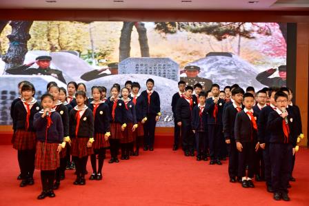 “清明祭英烈 薪火永相传”—— 深圳市螺岭外国语实验学校举行清明主题教育大队活动