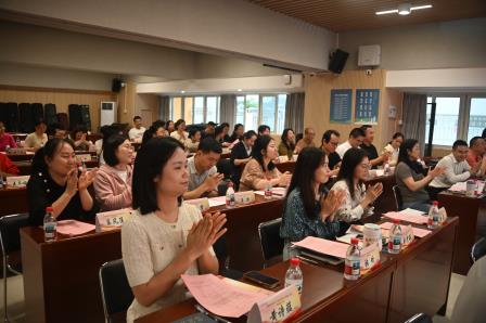 深圳市桂园中学召开工会委员会第十次教职工代表换届选举大会