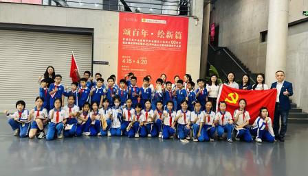 传承先锋精神，弘扬奋斗文化 ——深圳市罗湖区湖贝小学开展“行走的思政课”暨主题党日活动