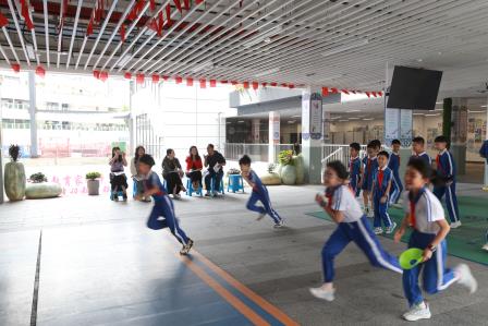 罗湖区第三责任区督学到布心小学开展“双减 +”专项督导