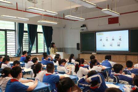 罗湖区第三责任区督学到布心小学开展“双减 +”专项督导