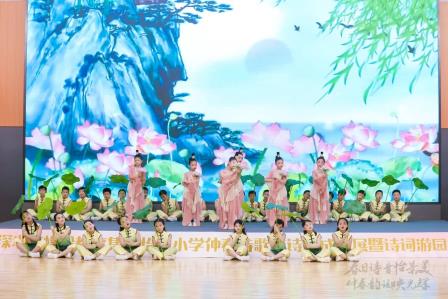 深圳市怡景小学举办2025仲春浪漫诗歌节：以诗为媒，育美润心——探索诗教多维融合路径，培根铸魂育新时代少年
