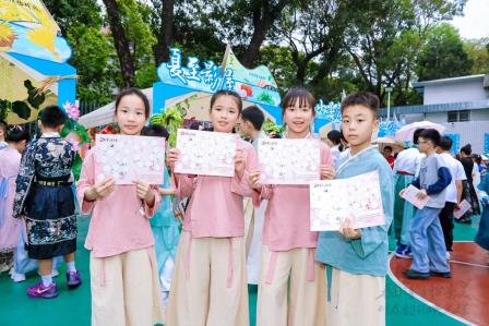 深圳市怡景小学举办2025仲春浪漫诗歌节：以诗为媒，育美润心——探索诗教多维融合路径，培根铸魂育新时代少年