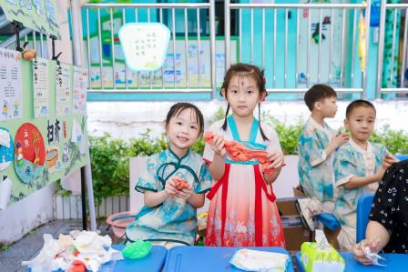 深圳市怡景小学举办2025仲春浪漫诗歌节：以诗为媒，育美润心——探索诗教多维融合路径，培根铸魂育新时代少年