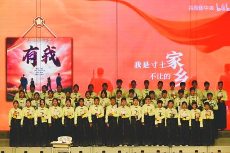 “美育一件事”松涛铮铮亮点闪耀 “同唱一阙歌”泉韵琅琅风采彰显 ——深圳市松泉实验学校开展“唱响时代旋律，诵读家国情怀”班级风采展系列活动