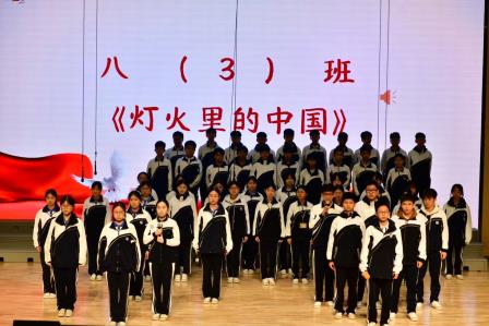 “美育一件事”松涛铮铮亮点闪耀 “同唱一阙歌”泉韵琅琅风采彰显 ——深圳市松泉实验学校开展“唱响时代旋律，诵读家国情怀”班级风采展系列活动