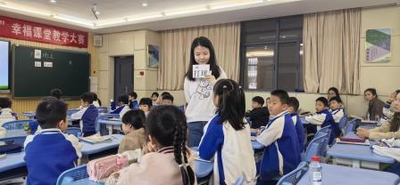 淬炼十项基本功 启航教育新征程 ——深圳市向西小学圆满完成罗湖区2025年新教师教学能力达标考核