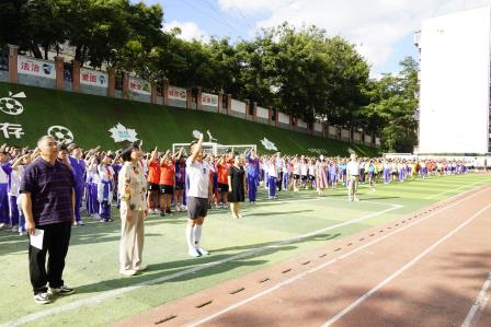 深圳市凤光小学第十届“校长杯”足球嘉年华暨毕业班篮球赛隆重开幕