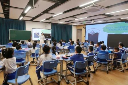 莲塘小学参加罗湖区小学数学“教评学苑”同课异构研讨活动