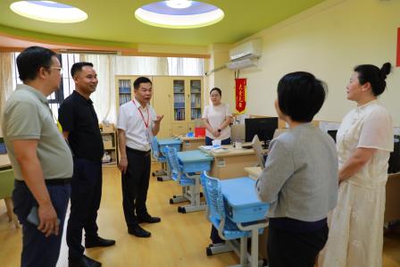 罗湖区第四责任区督学到锦田小学开展“双减+”专项督导工作