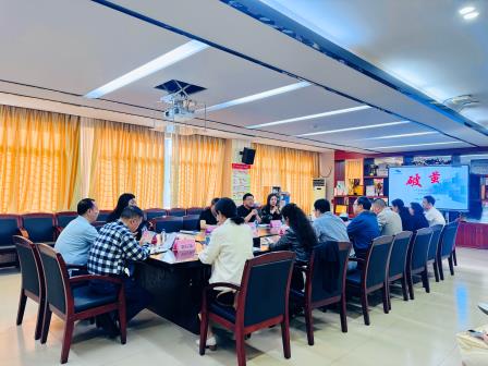 罗湖区教科院专家团队视导南科大附属罗湖中学，精准赋能教学提质与教师成长