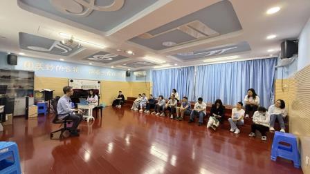 北斗小学“家长心育双引擎”赋能成长——线上破局注意力难题，线下解码青春期对话