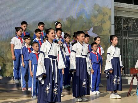书香润美韵，阅读塑心灵——碧波小学举办世界阅读日主题活动