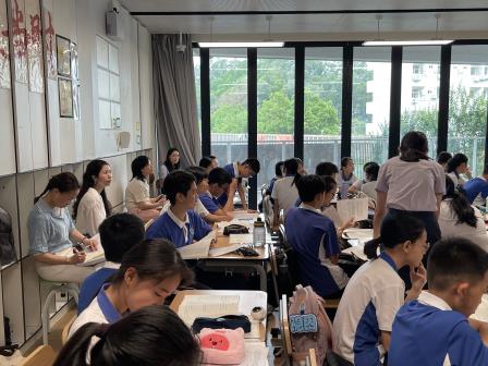 教改春风拂课堂，视导助力绽光芒 --罗湖未来学校初中部迎来2024年新教师过关考核暨初三“考教衔接”视导活动