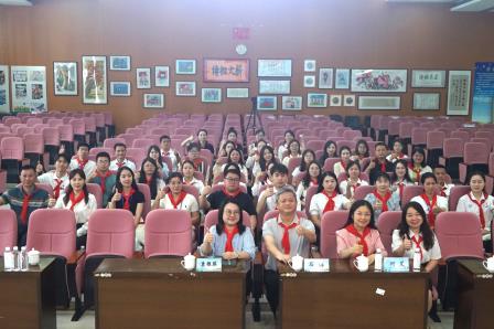 深圳市少先队大队辅导员轮训班（第三期）暨深圳市何艾少先队名师工作室交流活动在罗湖小学成功举办