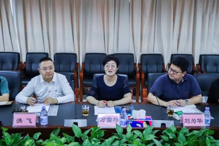 视导引领强师能，精准赋能启新程——罗湖区教科院专家团队莅临翠园文锦中学开展“新教师过关考核暨初三考教衔接”专项视导活动