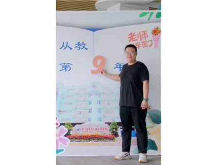 罗外实验学校16名教师获评罗湖区名优教师，学校教师队伍建设再迈上新台阶