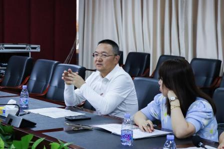 视导引领强师能，精准赋能启新程——罗湖区教科院专家团队莅临翠园文锦中学开展“新教师过关考核暨初三考教衔接”专项视导活动