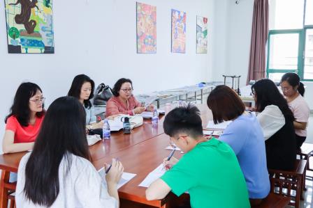 视导引领强师能，精准赋能启新程——罗湖区教科院专家团队莅临翠园文锦中学开展“新教师过关考核暨初三考教衔接”专项视导活动