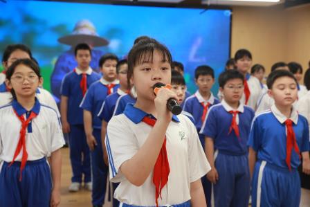 致敬劳动者 —— 布心小学举行主题升旗仪式暨校园艺术节启动仪式