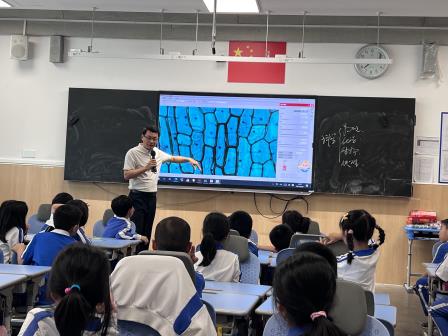 深化素养导向 探索贯通培养 ——罗外初中校长陈兴平赴莲南小学开展科普讲座   