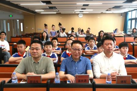诗韵飘香浸校园，经典传承谱新篇 —— 布心小学首届中国诗词大会圆满礼成