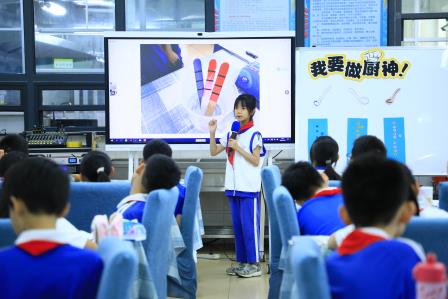 数智赋能课堂，创新教学模式——深圳市螺岭教育集团仙桐实验小学开展2025年“仙桐杯”教学大赛优课展示活动