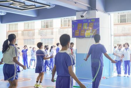 生命律动，阳光成长——深圳市景贝小学举办学生趣味运动会
