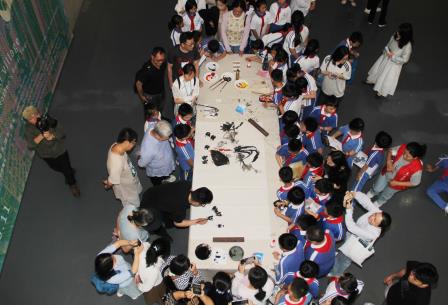 艺术润童心，文脉共传承 ——深圳市南湖学子探秘“缘起向西”艺术展
