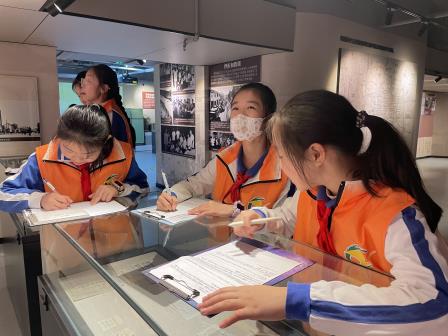 薪火传承少年志，东门红色焕新光 —— 翠竹外国语学校五（7）班“每周半天”校外实践活动圆满举行