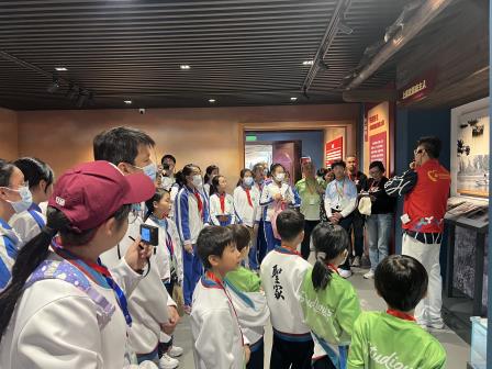 洪湖小学“每周半天计划”：深港童心共绘渔村新篇