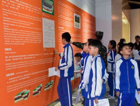深圳市怡景小学4-6年级开展“每周半天计划”实践课程