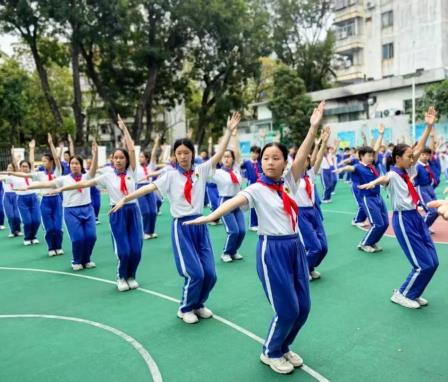 运动启智，快乐同行——深圳市怡景小学2025年春季运动会圆满落幕