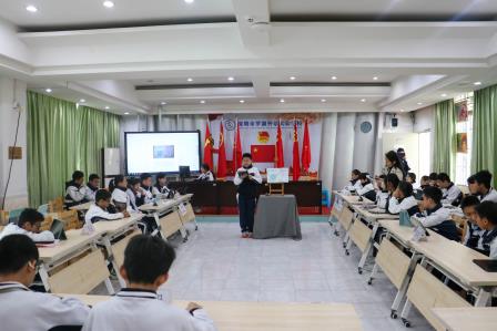 “智互”课堂成新标杆 —— 教科院视导助力罗外实验‘精准教学‘