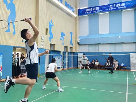 “羽” 众不同展风采，红桂教师活力燃——深圳市红桂小学举行教职工羽毛球赛