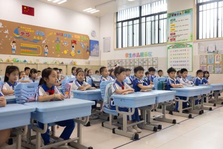 防灾减灾  携手安全 ——翠北实验小学第14周主题班会