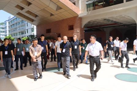 潮安教育同仁走进罗湖外语小学探索教联体办学新路径