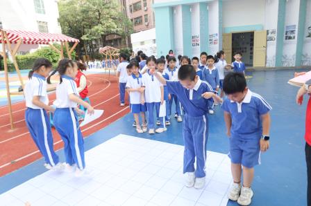 草埔小学隆重举行2025年“数字·科技嘉年华”活动  
