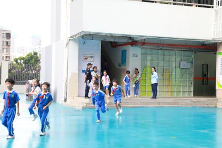 锦田小学开展应急疏散演练活动