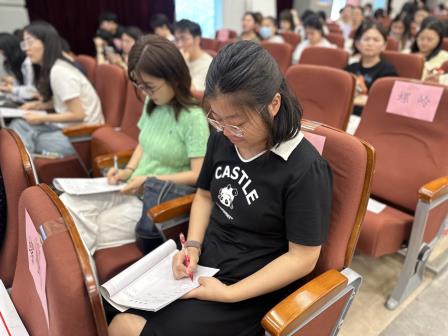 古韵诗声传雅意，诗教薪火续新篇——罗湖区小学语文“中华诗教”教培巡讲活动在螺岭外国语实验学校成功举办