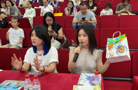 家校携手，共绘美好｜《与美好在一起》美术展家长助力团交流会