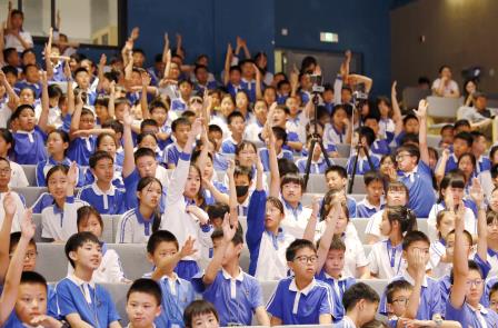 家校社共育，点亮科技梦想——罗湖区2025年家庭教育文化月暨第三届家校社共育节系列活动之院士专家进校园