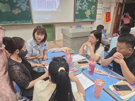 家校共育启新程：翠茵学校家长会凝聚协同育人向心力